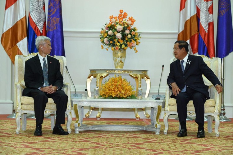 Cambodian PM Receive Thai Ambassador - ក្រសួងព័ត៌មាន
