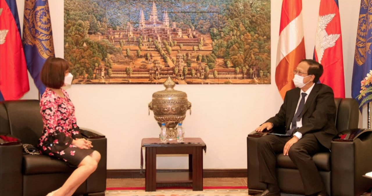 Cambodia, Singapore to Further Strengthen Trade Cooperation - ក្រសួងព័ត៌មាន